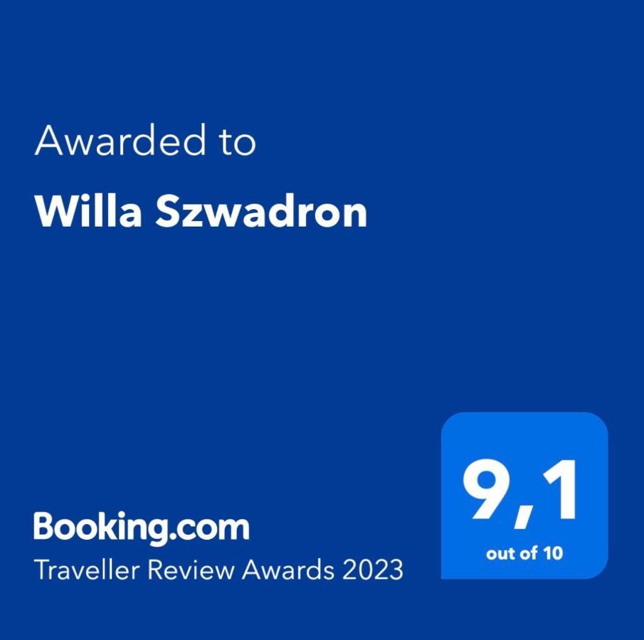 Willa Szwadron Lancut Bagian luar foto